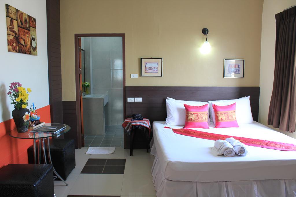 Mook Anda Hotel Phuket Εξωτερικό φωτογραφία